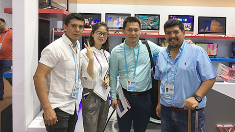 Bolivia customer purchases weier  televisions 4K smart TV